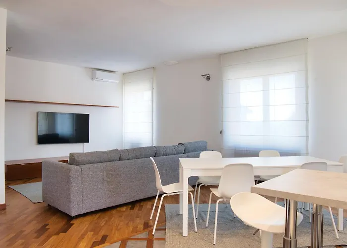 Vistalago Apartment *